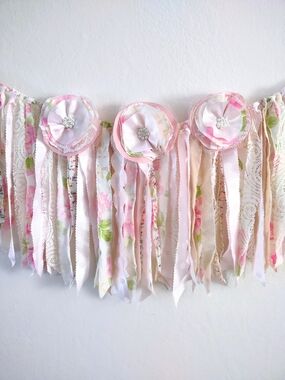 Shabby Chic Boho Primitive Rosette Fabric Lace Garland
